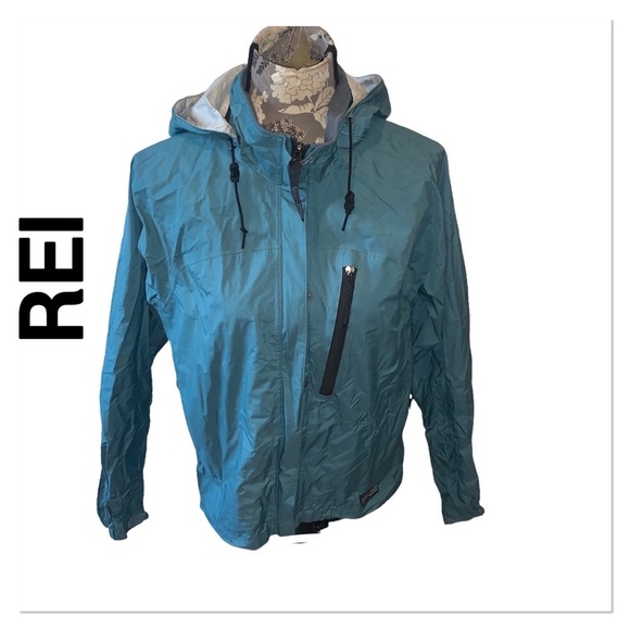 REI Jackets & Coats Rei Green Packable Jacket Size Medium Poshmark